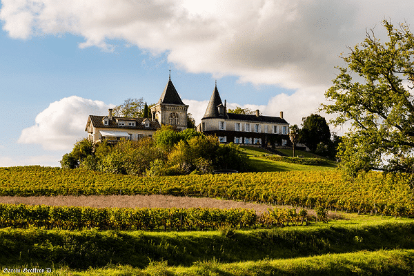 fronsac en van amenage road trip vignoble bordelais van away 1