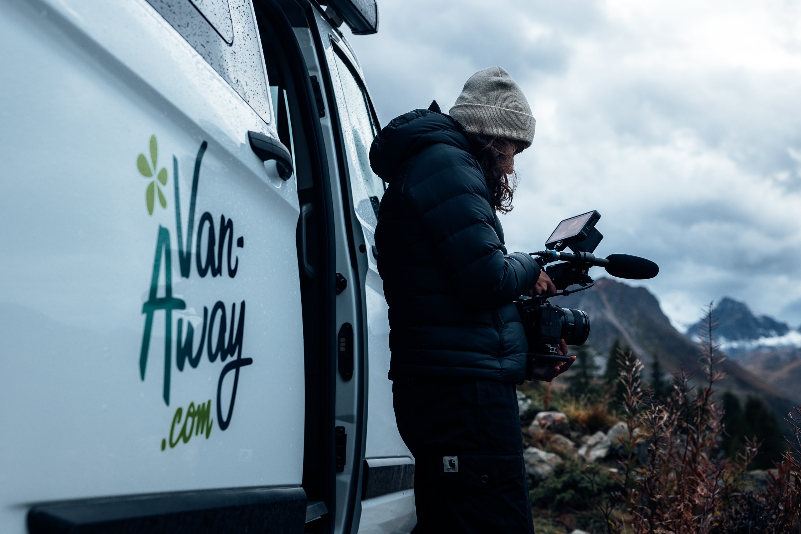 nickmge nugget van away video campagne montagne aventure