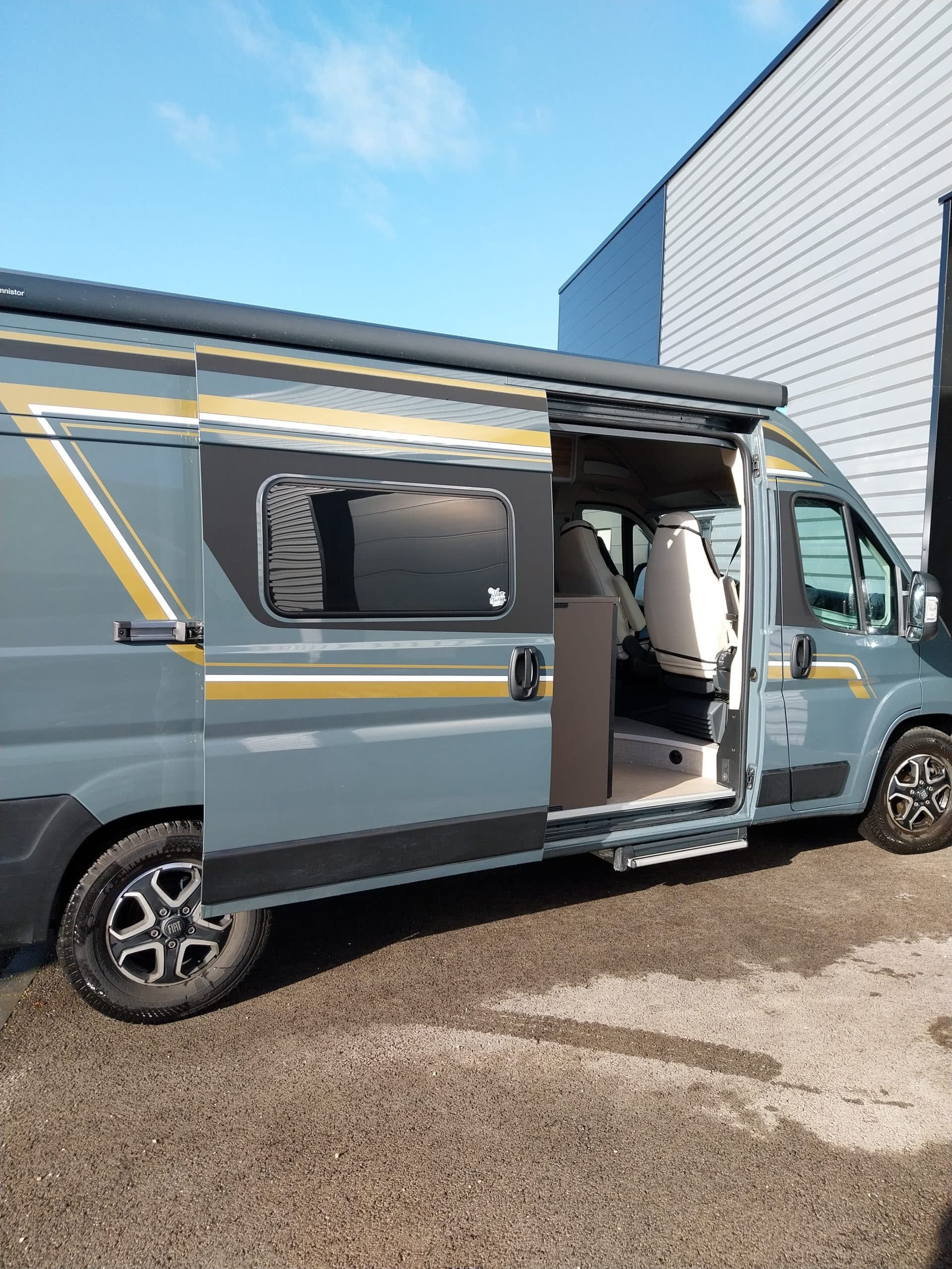 burstner b66 4 places boite auto