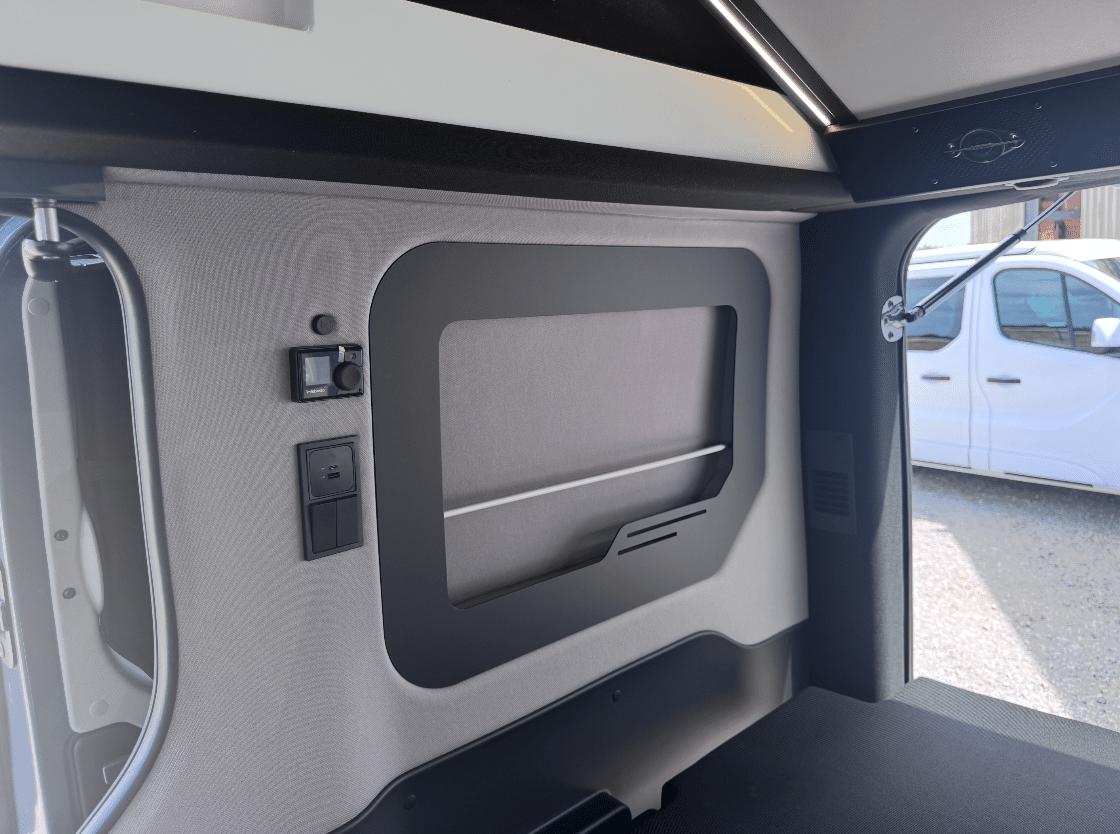 renault trafic iii hanroad trek 5+