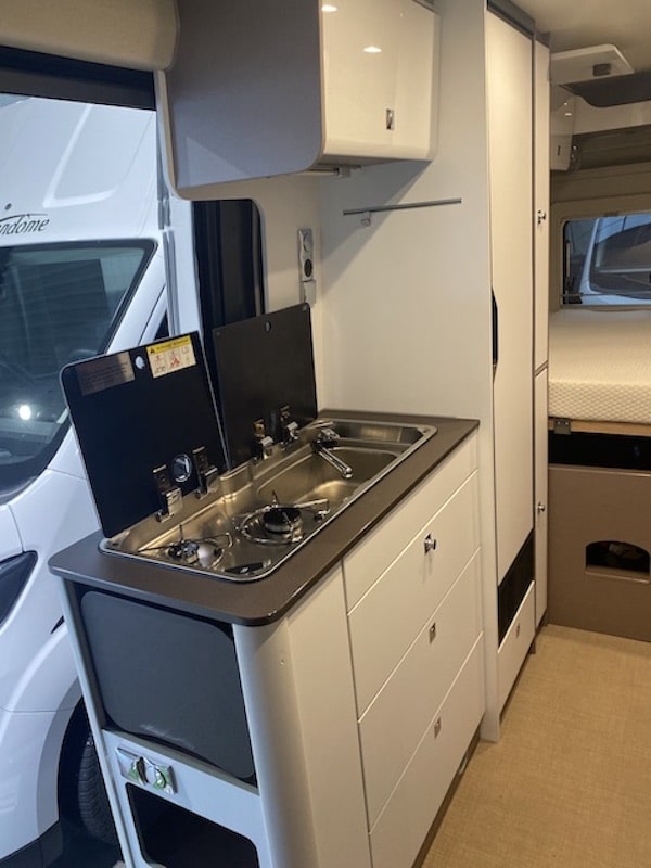 burstner eliséo c602 boite automatique