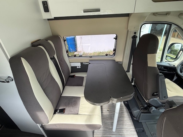 fourgon mc louis menfys s line sur base fiat ducato avec toit relevable 140ch