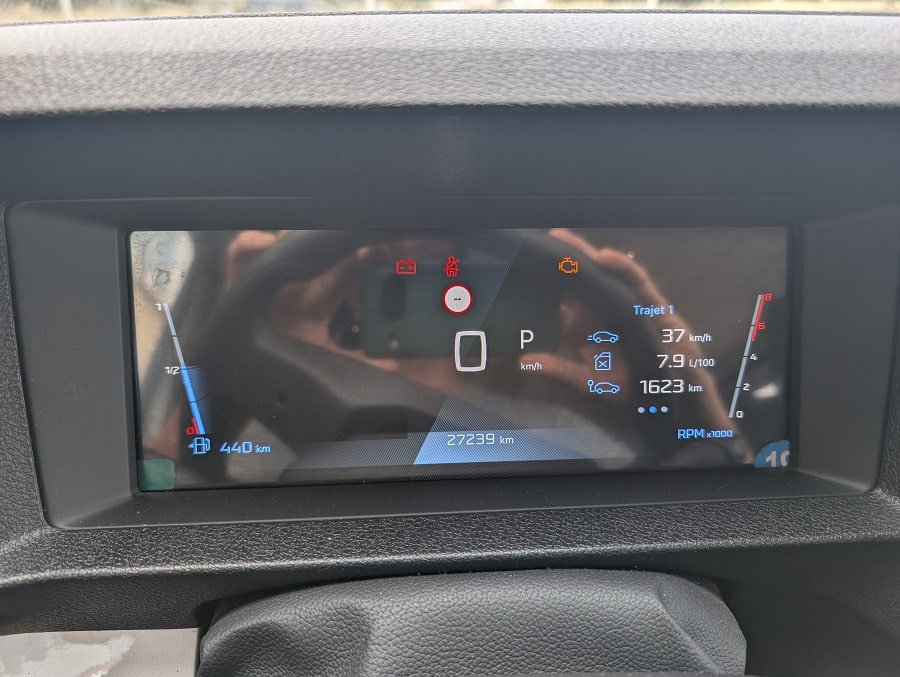 opel vivaro et peugeot expert aménagés avec kit van mania nord