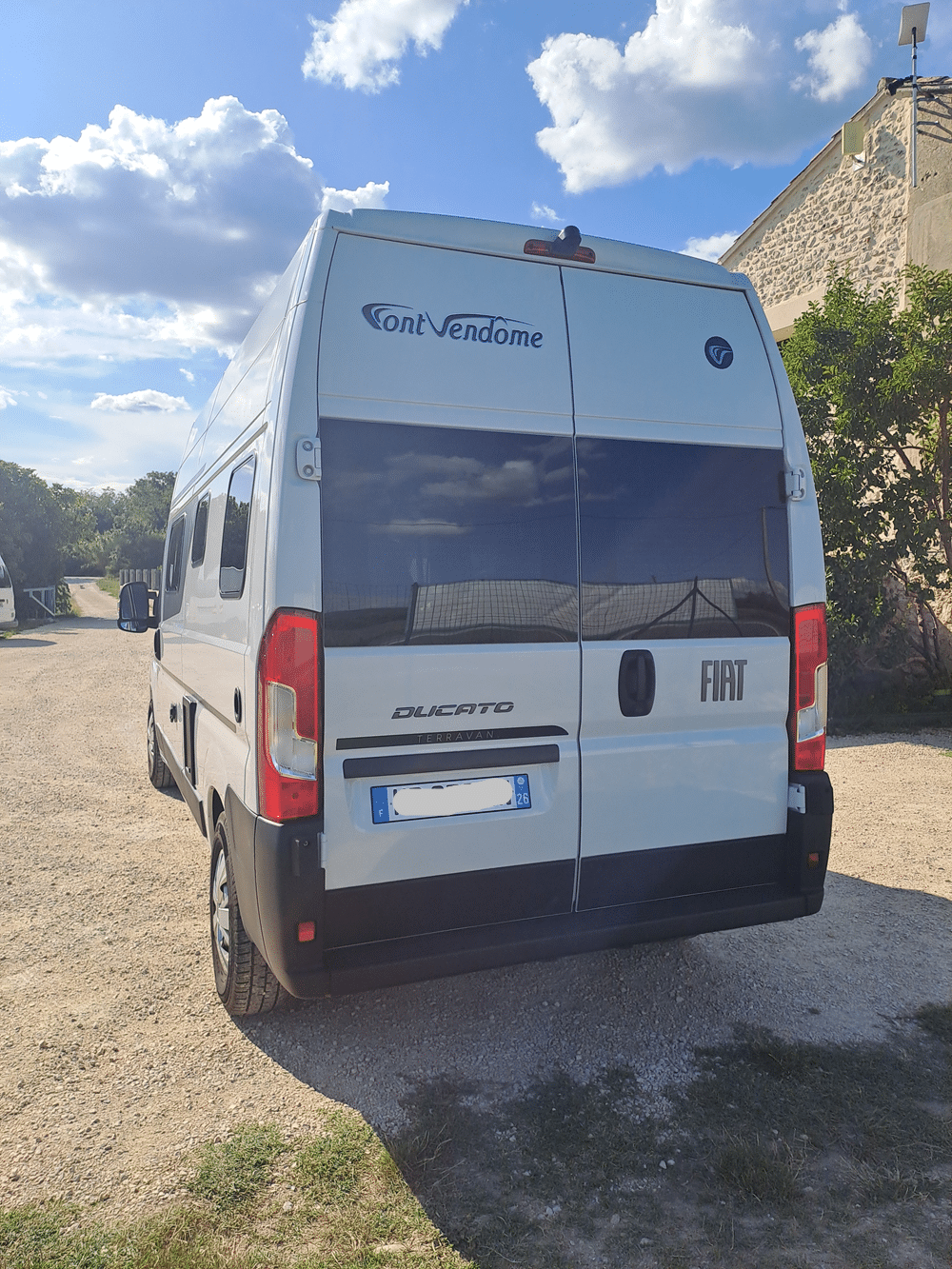 font vendome terravan